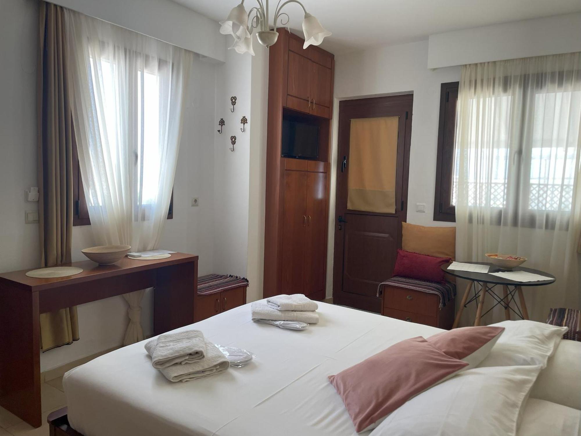 Nikelen Lindian Exclusive Apartments 린도스 외부 사진